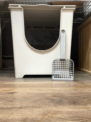 LitterBox_300x420 LitterBox_300x420